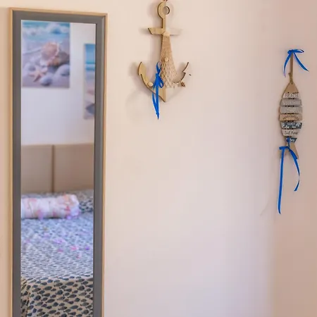 Lovely With Terrace Apartmán Porto Azzurro